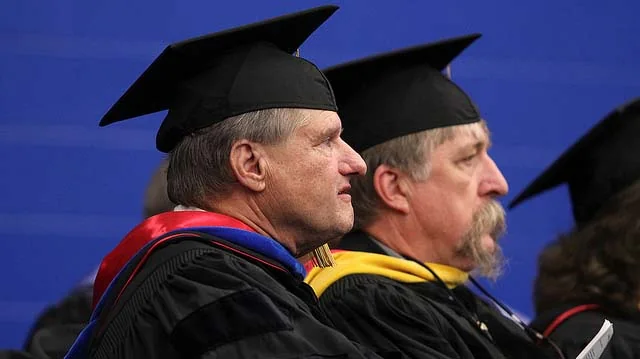 "Fall Commencement 12.14.12" by Southern Arkansas University licensed under CC BY 2.0