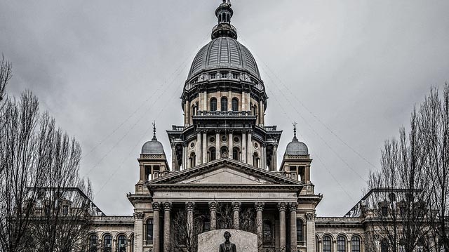 "Illinois State Capitol Building, Springfield" by Jeff Sharp licensed under CC BY 2.0