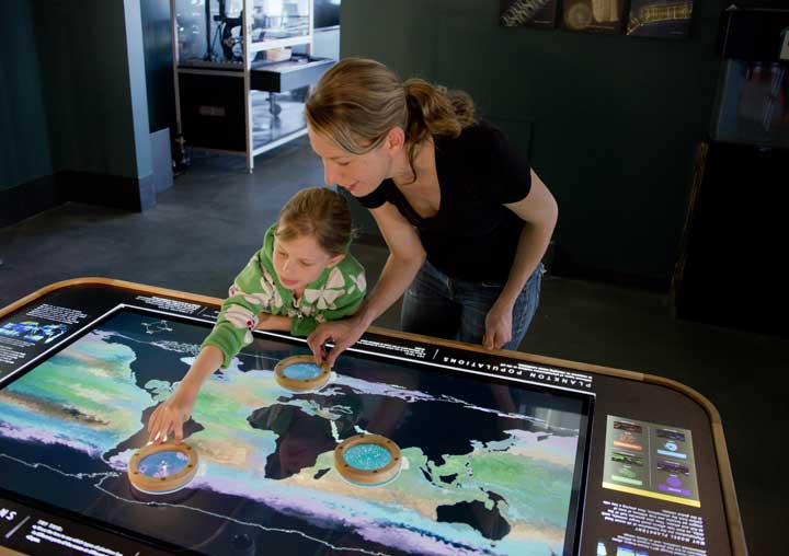 "Plankton Populations" Image by Amy Snyder © Exploratorium, All rights reserved