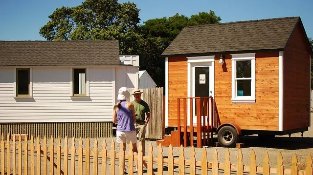 "built on wheels, these tiny houses are easily moved and adaptable" by Nicolás Boullosa licensed under CC BY 2.0